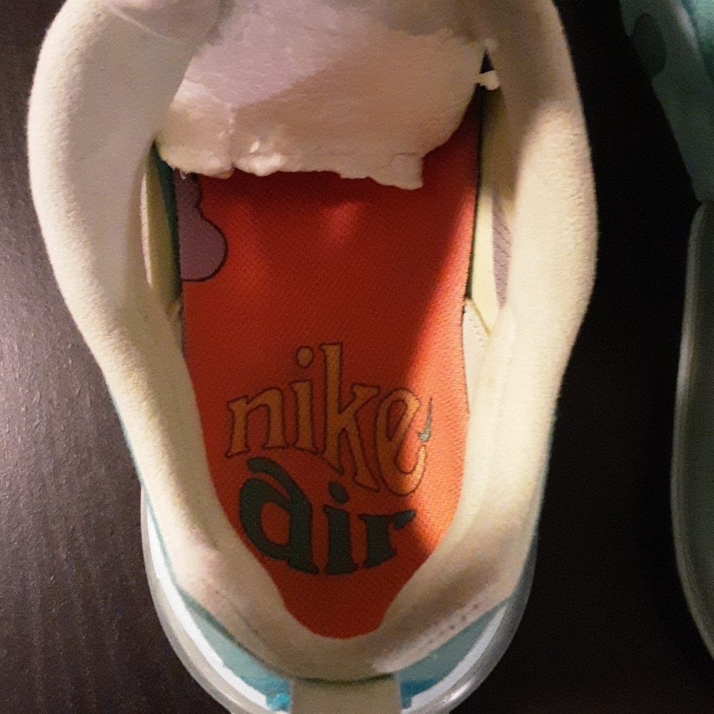 Nike Air Max 270 React in Teal and Beige Size 11. - Picture 3 of 14